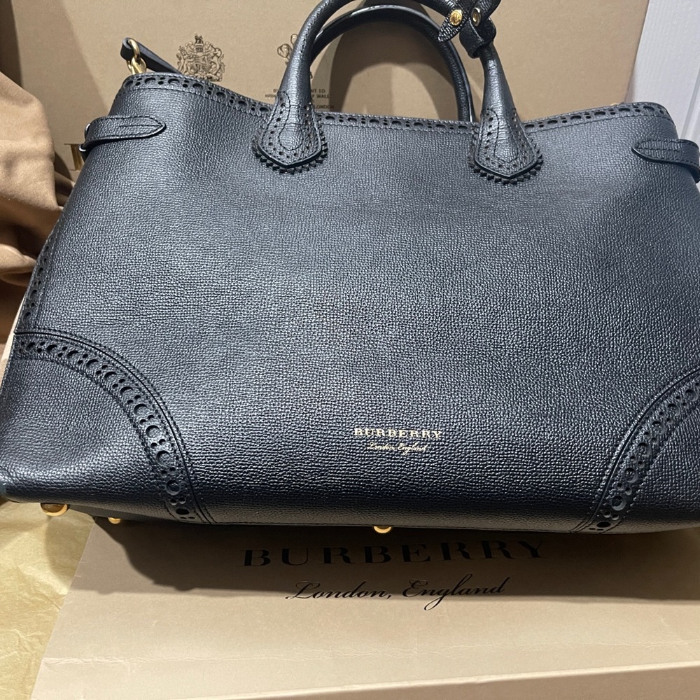 Burberry Large Brogues Banner Tote Leather House Check Canvas- dust bag and box - Picture 8 of 11